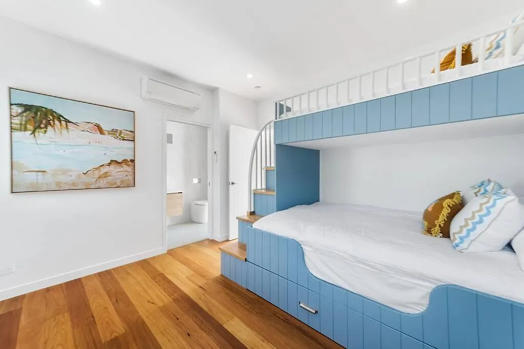Villa Surfside - Wake To The Waves Breaking Sunshine Beach