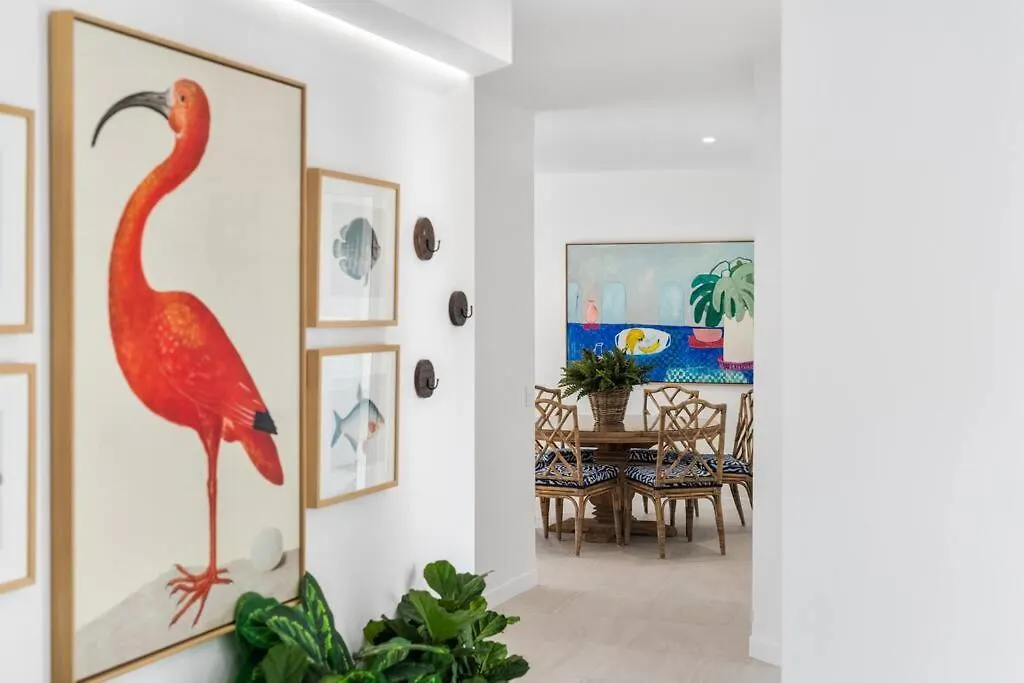 Holiday home Surfside - Wake To The Waves Breaking Villa Sunshine Beach