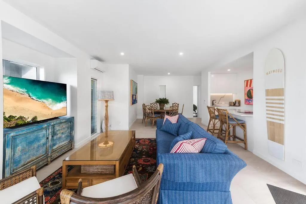 Holiday home Surfside - Wake To The Waves Breaking Villa Sunshine Beach